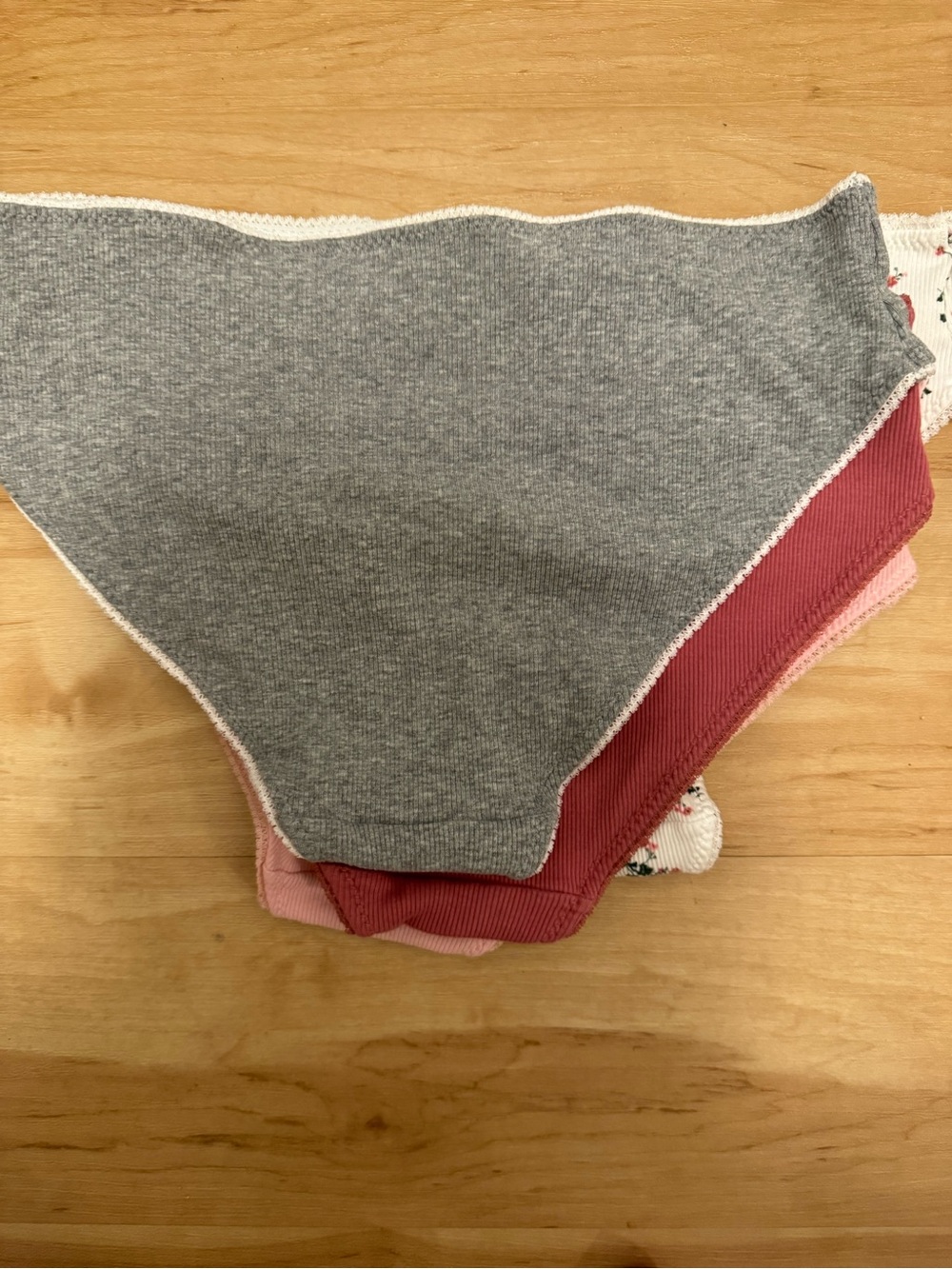 NWOT 4-Pack Floral & Solid Cotton Bikini Briefs with Rosettes Size Large - Picture 4 of 5
